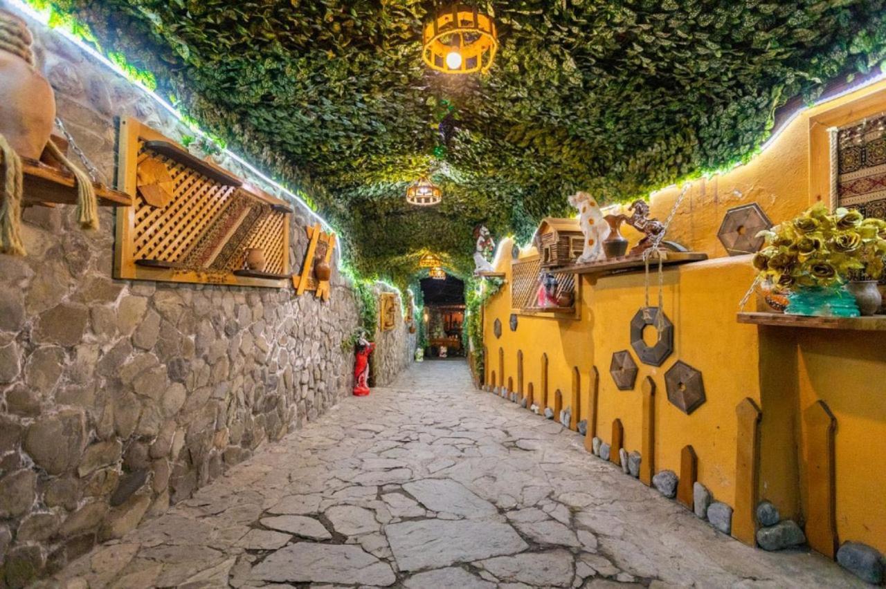 Gabala Karvan Hotel Экстерьер фото